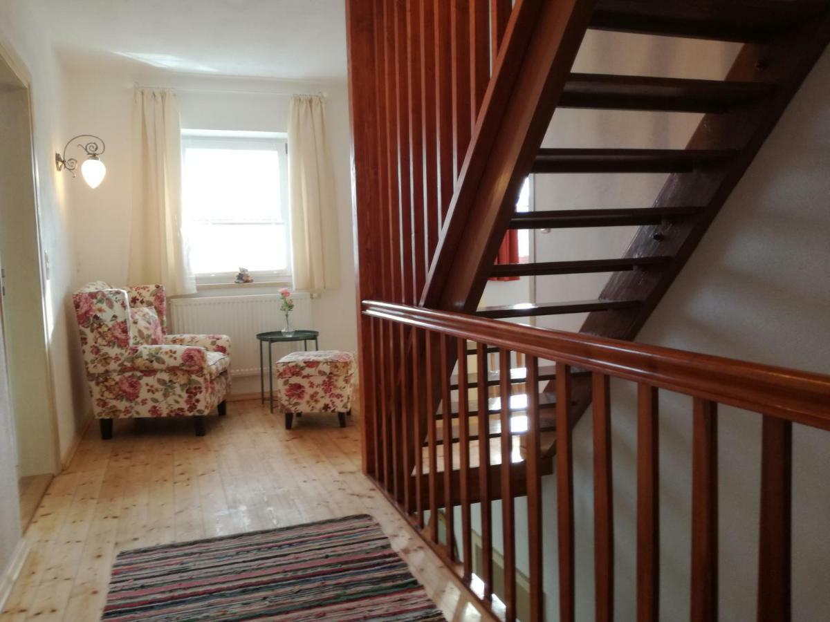 Landhof Ella - Ferienhaus Vor Den Toren Salzburgs Petting Extérieur photo
